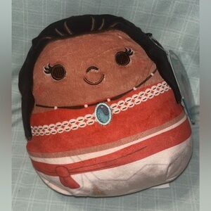 Moana squishmallow!